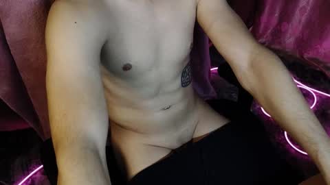 Snapshot of ylk_ chatting on October 25, 3:29 pm Darius online show from October 25, 3:29 pm