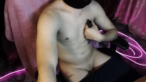 Snapshot of ylk_ chatting on November 24, 3:23 pm Darius online show from November 24, 3:23 pm