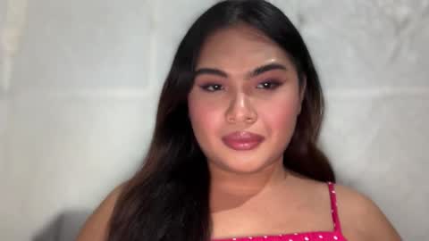 yllana love online show from December 18, 12:00 pm