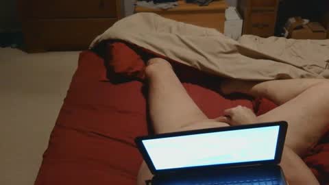 Snapshot of ymen44 chatting on February 4, 6:46 am yanna online show from February 4, 6:46 am