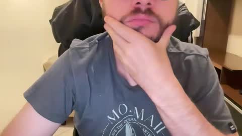 Snapshot of ynholeather chatting on December 19, 3:57 am Leather online show from December 19, 3:57 am