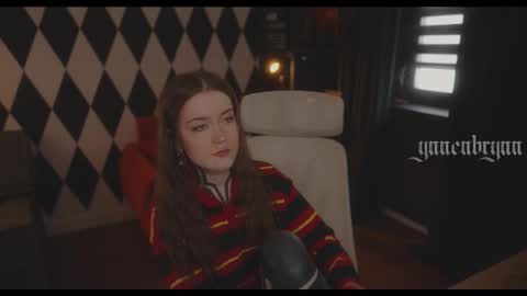 Snapshot of ynnenbrynn chatting on November 27, 6:04 am ynnenbrynn online show from November 27, 6:04 am