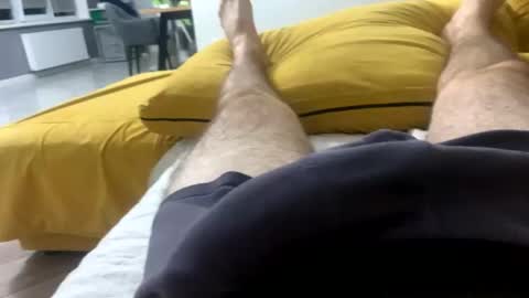 Snapshot of ynno31 chatting on October 1, 10:27 pm Giannis online show from October 1, 10:27 pm