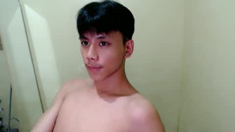 ynotyu online show from November 18, 3:49 pm