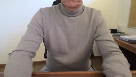 Snapshot of yo47 chatting on November 26, 2:51 pm Yo47 online show from November 26, 2:51 pm