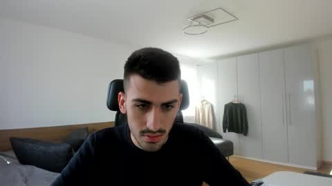 yoda130305 online show from October 31, 1:45 pm