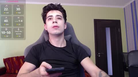 Snapshot of yofukashi chatting on October 17, 8:39 am yofukashi online show from October 17, 8:39 am