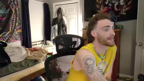 Snapshot of yogurtmaker chatting on October 11, 1:49 am Yogurtmaker online show from October 11, 1:49 am