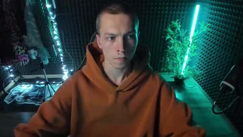 Snapshot of yoi_aji chatting on November 1, 5:04 pm You can ask my name in pm online show from November 1, 5:04 pm