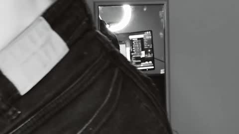 Snapshot of yoka_paradoxxx chatting on October 10, 5:28 am yoka_paradoxxx online show from October 10, 5:28 am