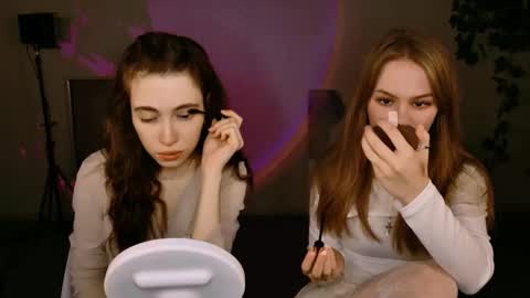 Snapshot of yoka_paradoxxx chatting on October 30, 5:31 am yoka_paradoxxx online show from October 30, 5:31 am