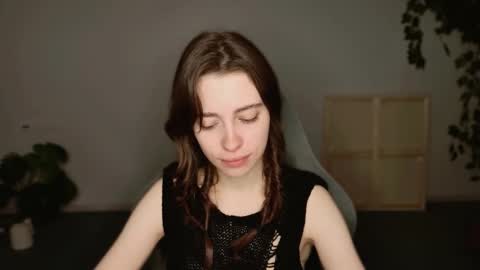 Snapshot of yoka_paradoxxx chatting on November 6, 5:30 am yoka_paradoxxx online show from November 6, 5:30 am