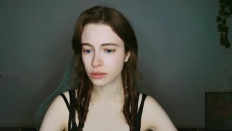 Snapshot of yoka_paradoxxx chatting on November 12, 5:30 am yoka_paradoxxx online show from November 12, 5:30 am