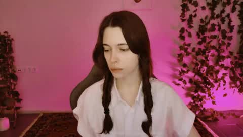 Snapshot of yoka_paradoxxx chatting on January 8, 9:11 am yoka_paradoxxx online show from January 8, 9:11 am