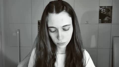 Snapshot of yoka_paradoxxx chatting on January 15, 1:37 pm yoka_paradoxxx online show from January 15, 1:37 pm