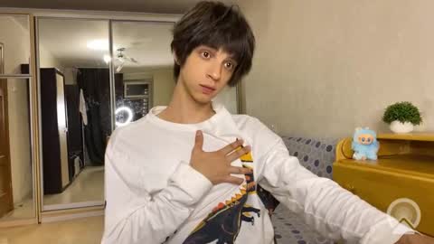 Yoo Dee Ohh online show from September 9, 8:08 pm