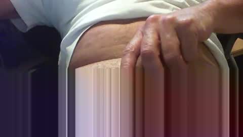 Snapshot of yoram4 chatting on December 17, 1:38 pm Yoram online show from December 17, 1:38 pm