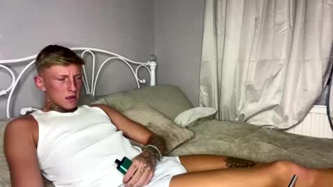 Snapshot of yorkshirelad208 chatting on March 10, 6:34 pm Harrison online show from March 10, 6:34 pm