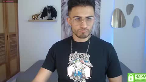 Snapshot of yoshy_man chatting on January 25, 3:30 am yoshy_man online show from January 25, 3:30 am