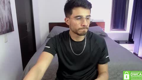 Snapshot of yoshy_man chatting on September 25, 4:27 am yoshy_man online show from September 25, 4:27 am