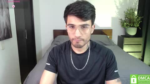 Snapshot of yoshy_man chatting on October 19, 3:07 am yoshy_man online show from October 19, 3:07 am