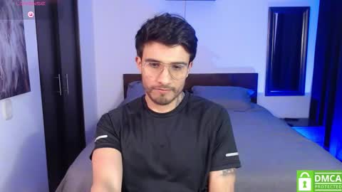 Snapshot of yoshy_man chatting on November 8, 3:18 am yoshy_man online show from November 8, 3:18 am