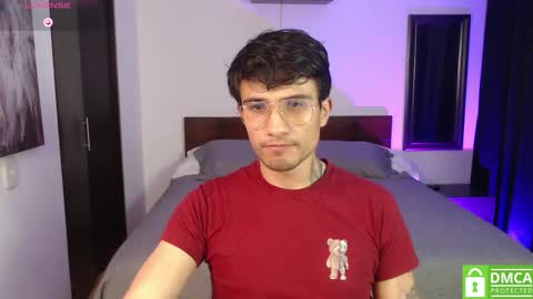 Snapshot of yoshy_man chatting on November 21, 3:05 am yoshy_man online show from November 21, 3:05 am