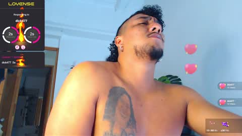 Snapshot of yosoy_enzo2020 chatting on January 5, 1:24 am Enzo online show from January 5, 1:24 am