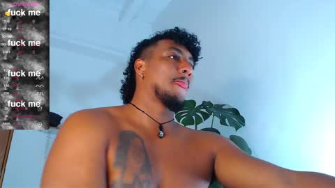 Snapshot of yosoy_enzo2020 chatting on February 27, 2:32 am Enzo online show from February 27, 2:32 am