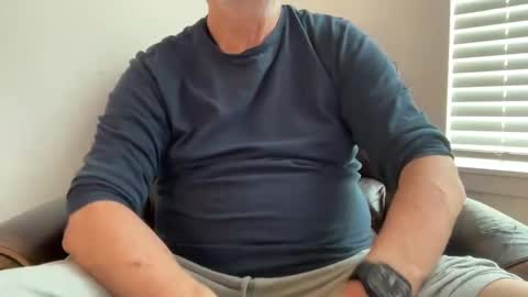 Snapshot of yougogirl_3 chatting on January 3, 3:44 pm Colorado Guy Straight online show from January 3, 3:44 pm