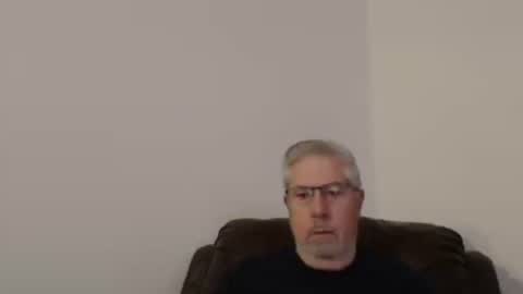 Snapshot of yougogirl_3 chatting on January 6, 1:41 pm Colorado Guy Straight online show from January 6, 1:41 pm