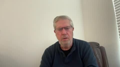 Snapshot of yougogirl_3 chatting on January 10, 9:53 pm Colorado Guy Straight online show from January 10, 9:53 pm