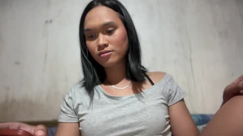 Scent online show from April 4, 4:04 pm