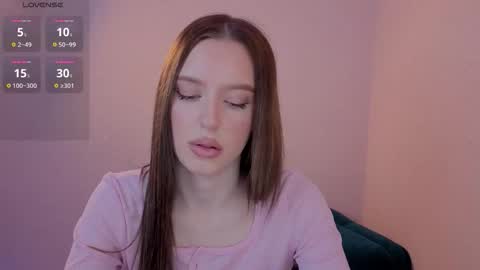 Olivia online show from March 1, 6:10 pm