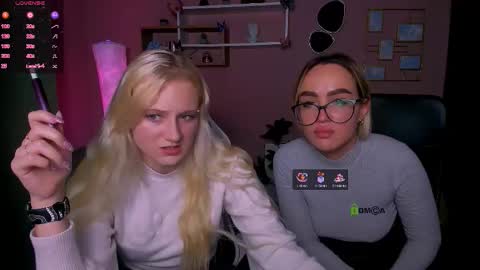 your bunny12 online show from November 17, 2:56 pm