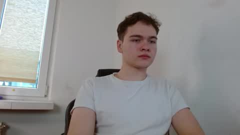 your_bunny123 online show from December 21, 10:44 am