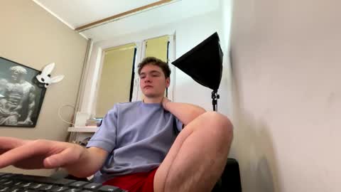 your_bunny123 online show from January 9, 1:14 pm