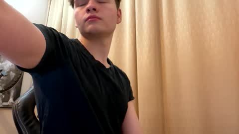 your_bunny123 online show from January 15, 8:45 pm