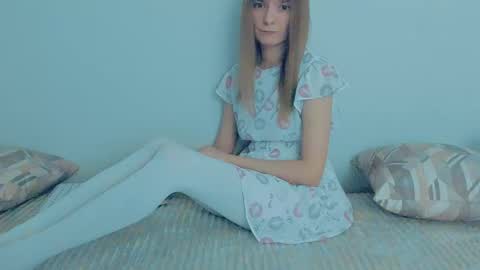 Lily online show from October 6, 8:12 am