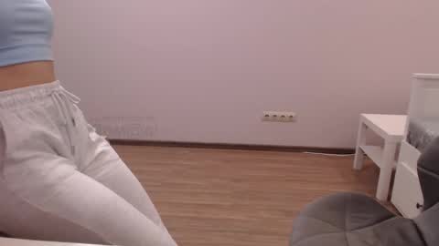 your_dream6996 online show from November 7, 8:53 pm