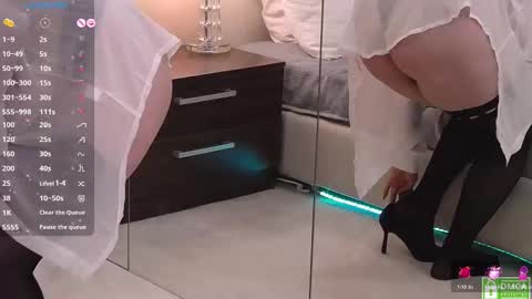 Snapshot of your_dream_nancy chatting on January 25, 4:57 pm Nancy online show from January 25, 4:57 pm