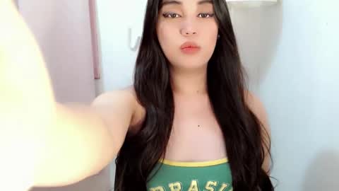  GWEN  online show from February 21, 10:11 pm