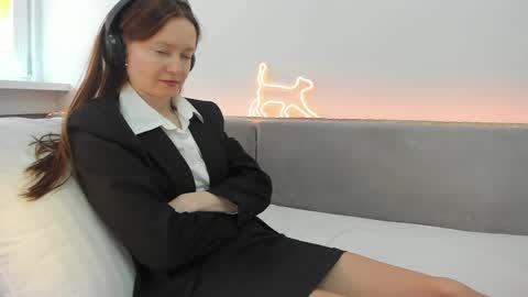 Your Librarian online show from April 9, 11:26 am