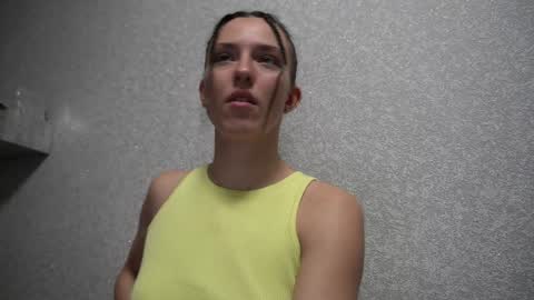 Meri  online show from February 5, 9:29 pm