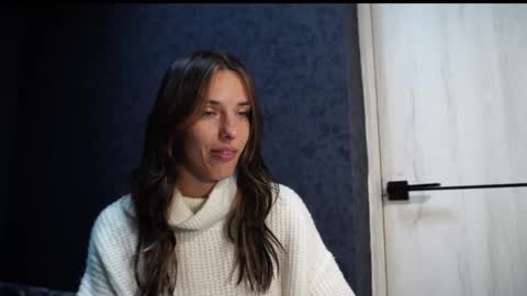 Meri  online show from November 6, 9:05 pm