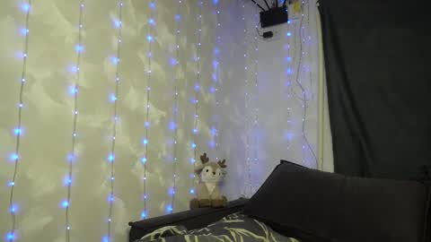 Meri  online show from March 28, 9:25 pm