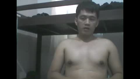 Snapshot of your_love_miaka chatting on October 22, 4:35 am your_love_miaka online show from October 22, 4:35 am