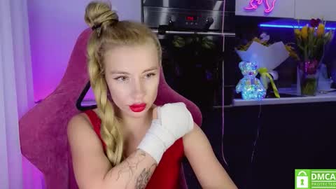 Alice  online show from March 13, 1:34 am