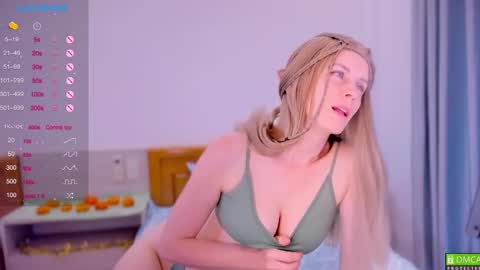 Snapshot of your_spring chatting on December 22, 3:22 am your_spring online show from December 22, 3:22 am