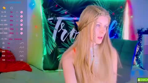 Snapshot of your_spring chatting on January 2, 6:07 am your_spring online show from January 2, 6:07 am